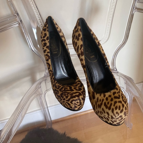 YSL Calf Hair Leopard Print Pump - Picture 3 of 7
